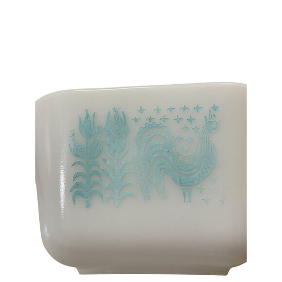 Pyrex Refrigerator Dish and Lid Used Butterprint Amish Rooster Rectangle - Picture 2 of 16